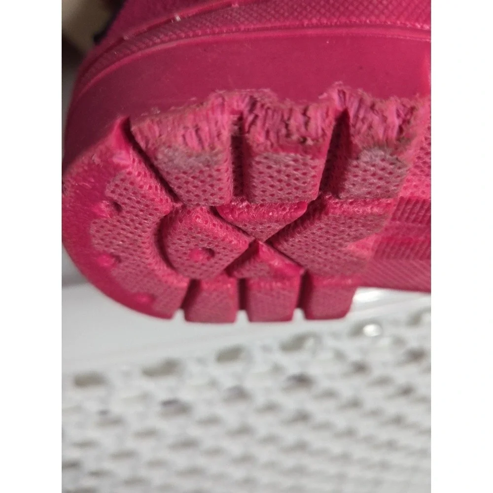 Bebe Womans Boot New Size‎ 7 Pink Fancy Buttons